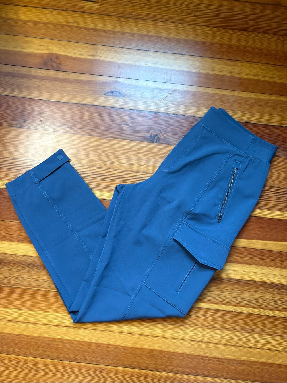 Athleta Endless High Rise Cargo Pants